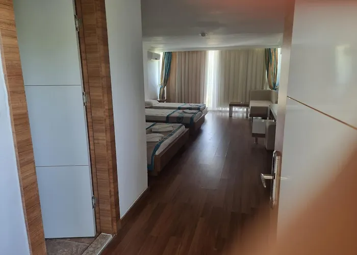 Hotel Luca 4*
